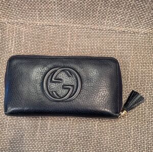 Gucci large size wallet